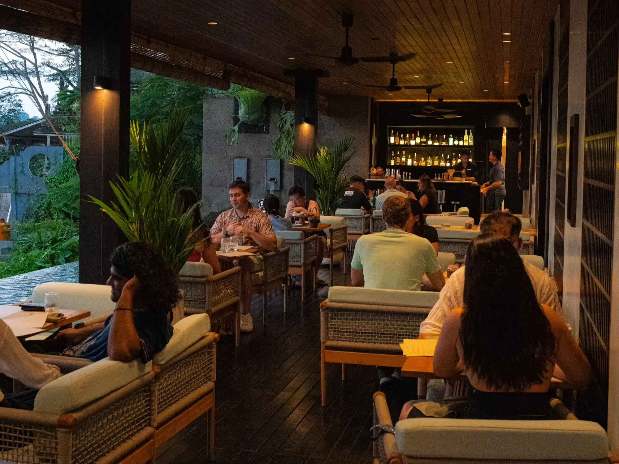 ilustrasi international dance day bali