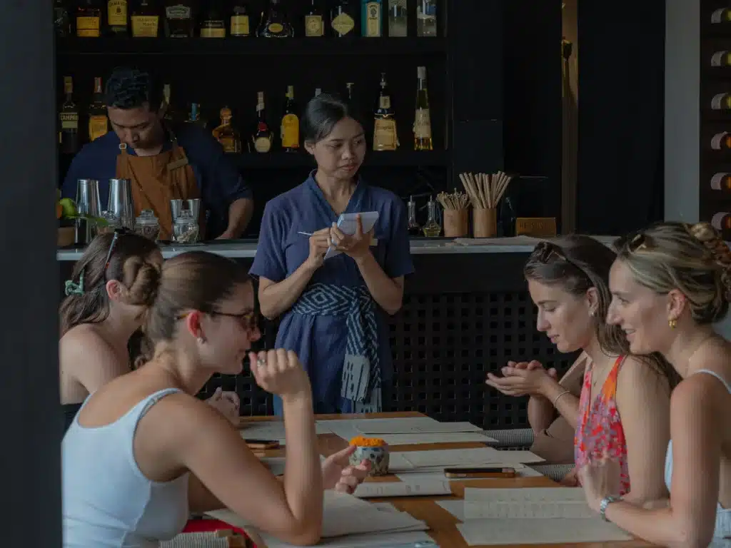 ilustrasi ubud restaurants with a view (3)